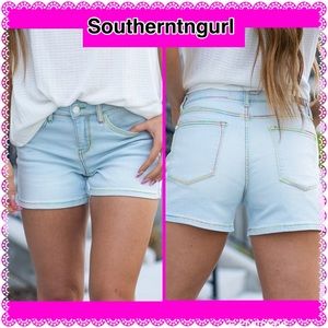 NWT JUDY BLUE Mid Rise Light Wash Rainbow Thread Denim Shorts